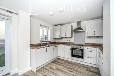 3 bedroom terraced house to rent - Photo 3
