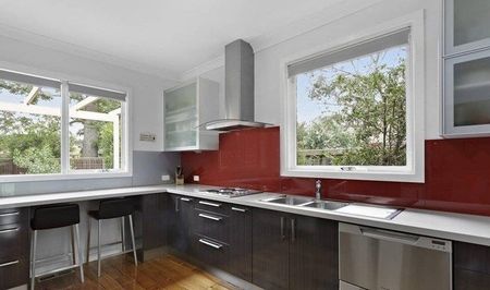 96 Cromer Road, Beaumaris - Photo 3