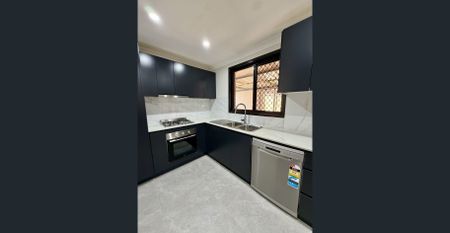 MODERN FAMILY HOME ON A QUIET CUL-DE-SAC! - Photo 4