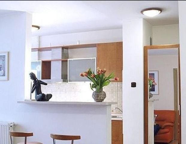 Inchirieri Apartamente 3 camere Bucuresti - Fotografie 1