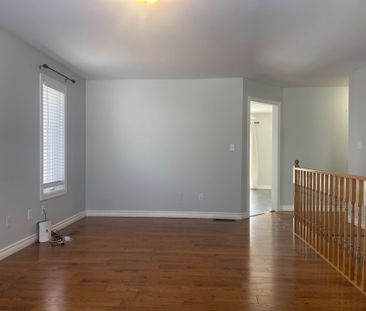 For Lease - 39 McGibbon Boulevard Unit# Main Floor, Kawartha Lakes,... - Photo 4