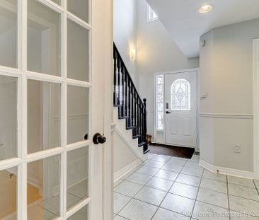 For Lease - 6 Amberview Drive Unit# Main Floor, Georgina, Ontario - Photo 1