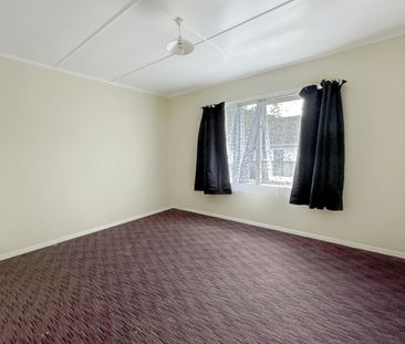 VILLAGE RETREAT! - Photo 5