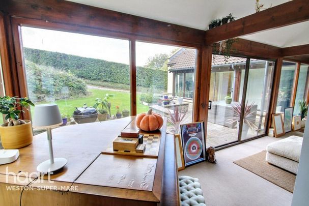 4 bedroom detached house to rent - Photo 1