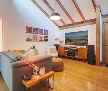 Privacy, greenery and comfort - 2 Bedroom home with great outdoor area - Photo 3