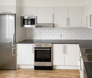 Ovanbygränd 12, Rinkeby - Photo 2
