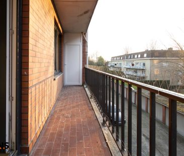 Volledig gerenoveerd appartement met terras en mogelijkheid tot het... - Foto 2