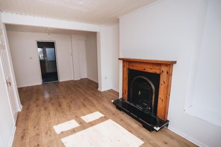 2 Hope Street, Ballymena, BT43 5EE - Photo 3