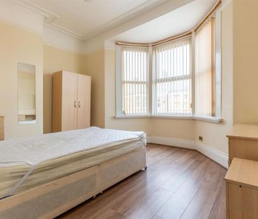 5 bedroom maisonette to rent - Photo 5