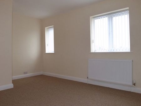 2 Bed Terraced House, Brown Street, M6 - Photo 5