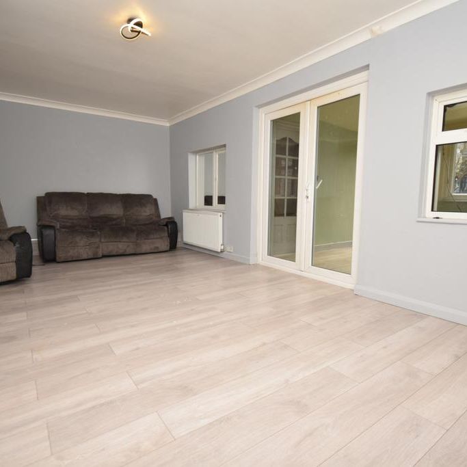 3 bedroom house to rent - Photo 1