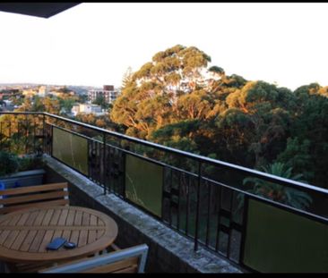 Bondi Junction - Photo 3