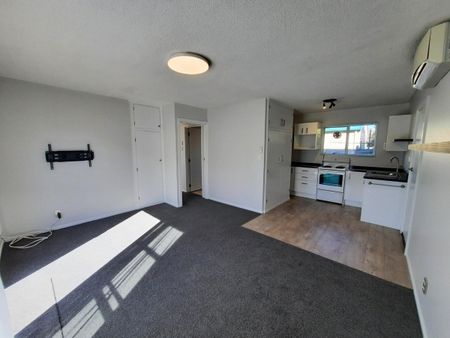 5/33 Torrens Road, Hillmorton - Photo 3