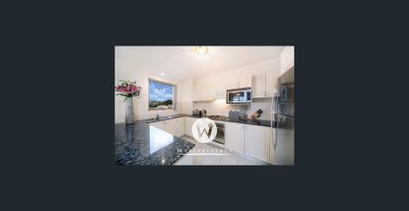 In transition? We offer fine furnished stays from 3 months + - Photo 4