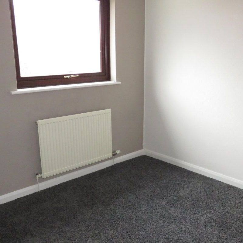 Guthrie Close - Photo 1