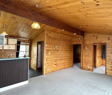 Lockwood home on Lockhart Avenue - Photo 3