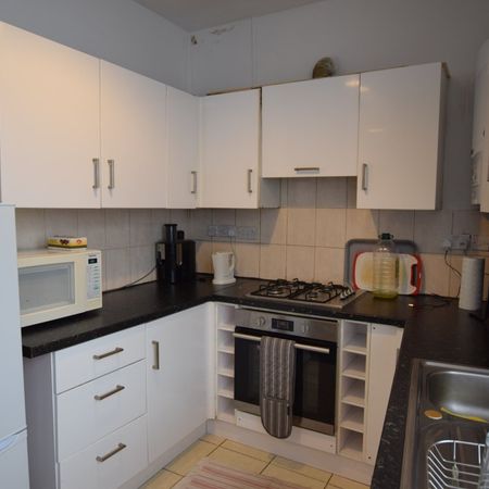 St Albans Road - Photo 4