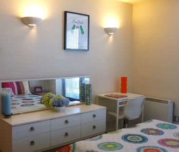 2 bedroom apartment to rent - Photo 6