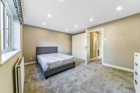 3 bedroom townhouse to rent - Photo 4