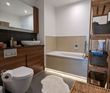 2 Bed Flat, Riverside View, RG1 - Photo 5