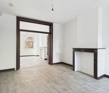 Appartement te huur in Schaarbeek voor € 970 met 1 slaapkamer - Photo 5