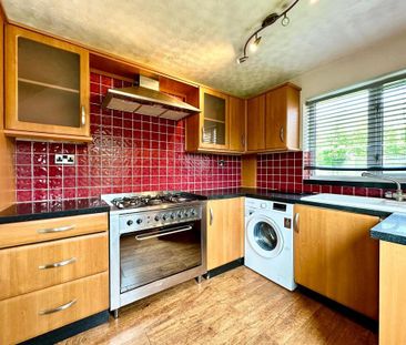2 bedroom semi-detached house to rent - Photo 5