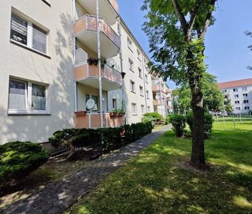 Hoch oben mit Blick ins Grüne - Foto 1