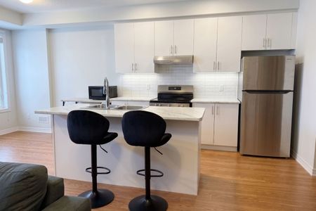 For Lease - 1024 Porcupine Path, Oshawa, Ontario - Photo 4