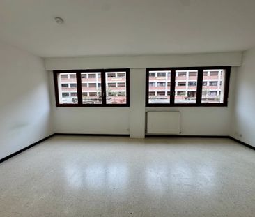 Location Appartement 1 pièce 27m² MARSEILLE 3ème - Photo 4