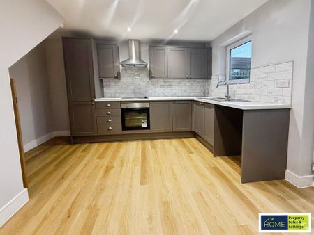 3 bedroom semi-detached house to rent - Photo 3