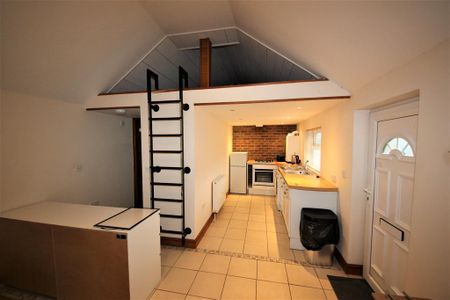 Studio to rent - Photo 4