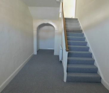 High Street, Battle - £1,050pcm - Photo 6