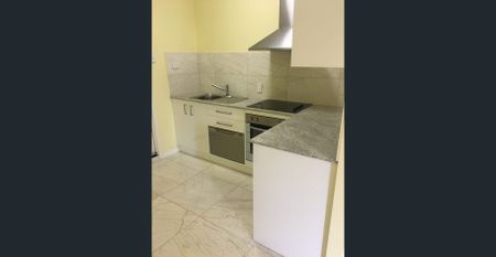 Independent Studio - Photo 2