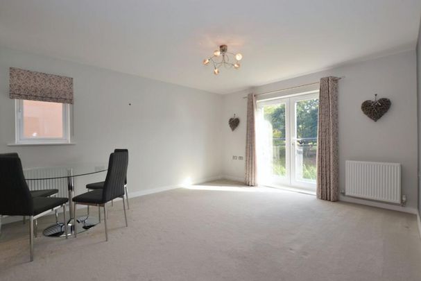 2 bedroom apartment to rent - Photo 1