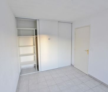 Location Appartement 2 pièces 38m² - Photo 4