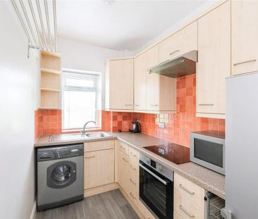 1 bedroom house to rent - Photo 2