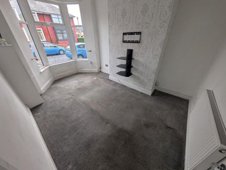 3 bedroom terraced house to rent - Photo 2