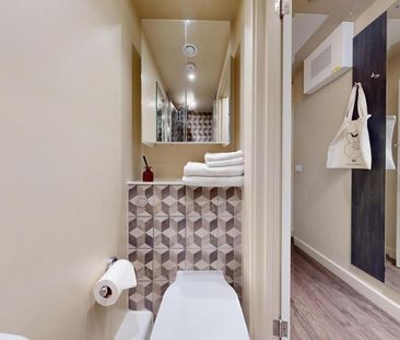 Studio to rent - Photo 1