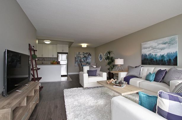 Lougheed Lodge - Photo 1