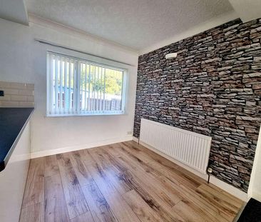 St Martins Drive, Bridlington, YO16 - Photo 2