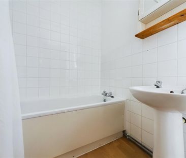 5 bedroom terraced house to rent - Photo 2