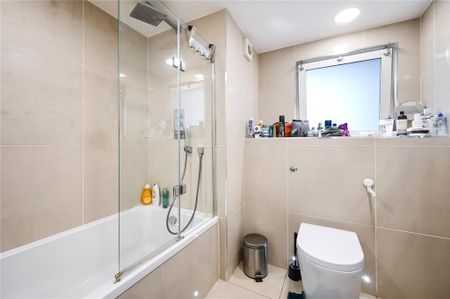 3 bedroom apartment to rent - Photo 5