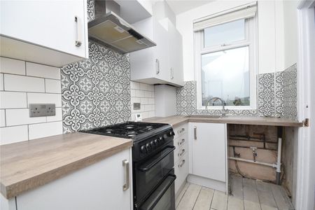 16, South End Terrace, Leeds, LS13 2AB - Photo 4