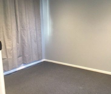 Freshly Painted Unit in Blackburn - Photo 1