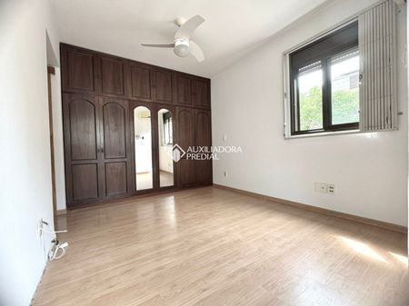 Apartamento com 3 quartos e 90m² para alugar em Petrópolis, Porto Alegre. - Photo 3