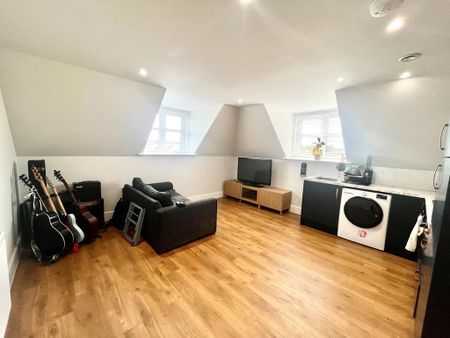 1 bedroom apartment to rent - Photo 2