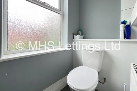 Room 4, 4 Midland Road, Leeds, LS6 1BQ - Photo 4