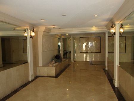 Location Appartement 2 pièces 59m² - Photo 2