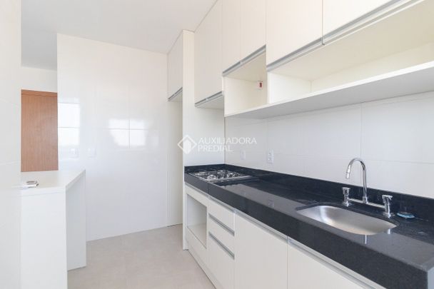 Apartamento com 2 quartos e 56m² para alugar em Camaquã, Porto Alegre. - Photo 1