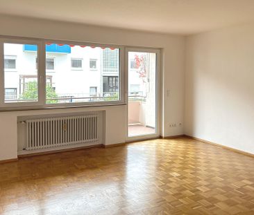 Helle, großzügige 4-Zimmer-Wohnung mit Balkon - Photo 4